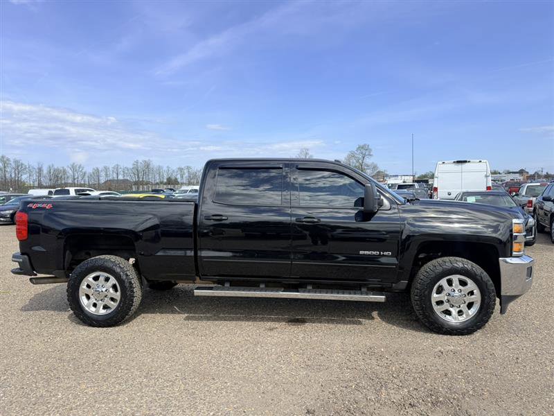 Used 2015 Chevrolet Silverado 2500 LT w/ LT Convenience Package AWD/4WD image 3