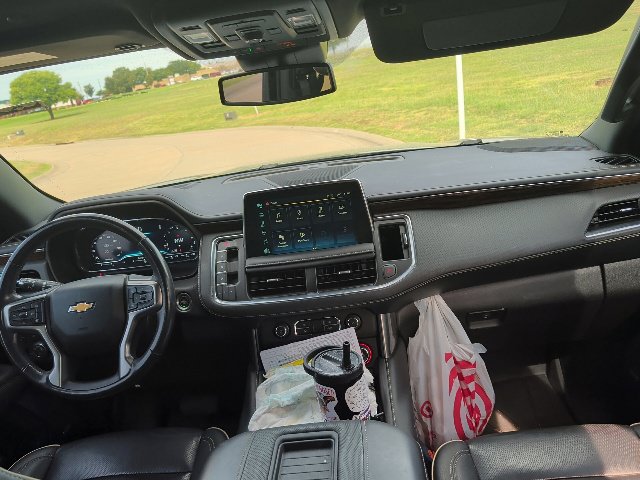 Used 2023 Chevrolet Suburban Premier AWD/4WD image 12