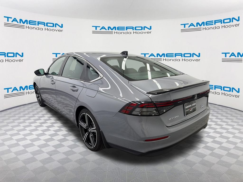 Used 2023 Honda Accord Sport image 3
