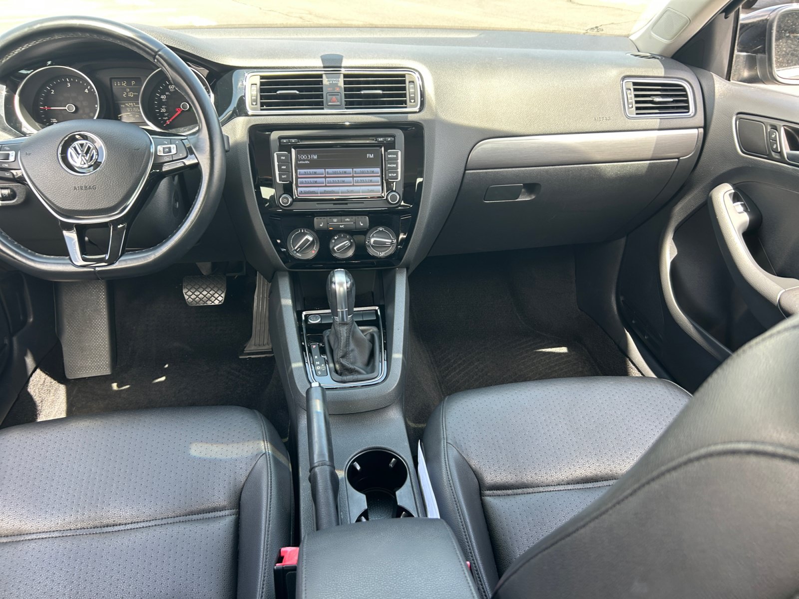 Used 2015 Volkswagen Jetta TDI SE FWD image 19