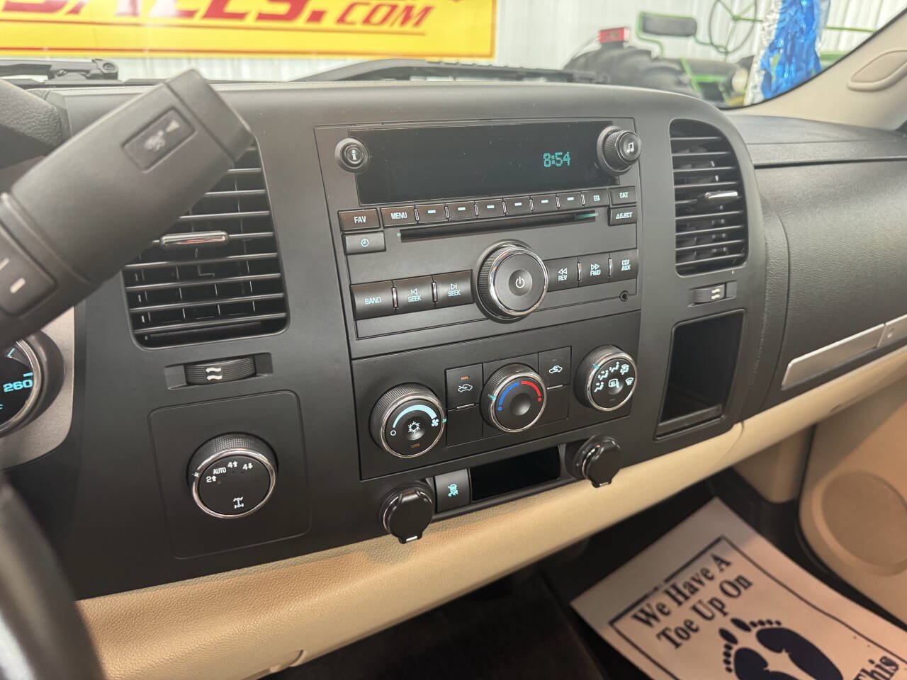 Used 2010 Chevrolet Silverado 1500 LT w/ Power Pack Plus AWD/4WD image 27