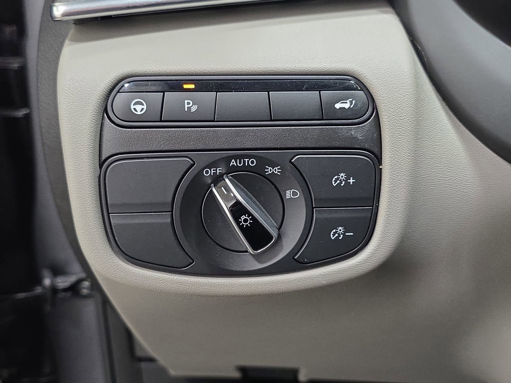 Certified 2023 INFINITI QX50 Luxe AWD/4WD image 21