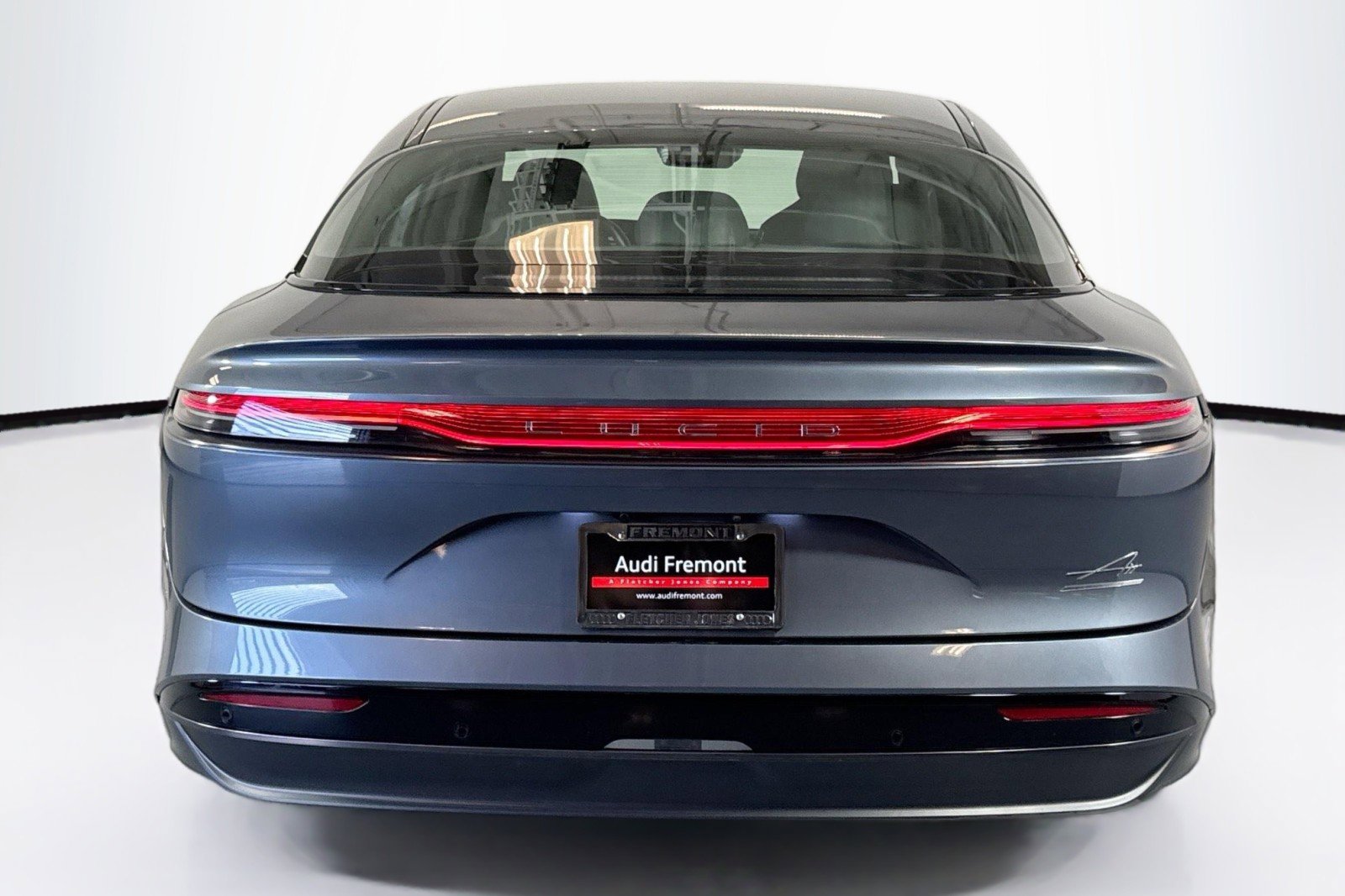 Used 2024 Lucid Air Touring image 6
