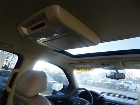 Used 2014 GMC Yukon XL Denali image 21