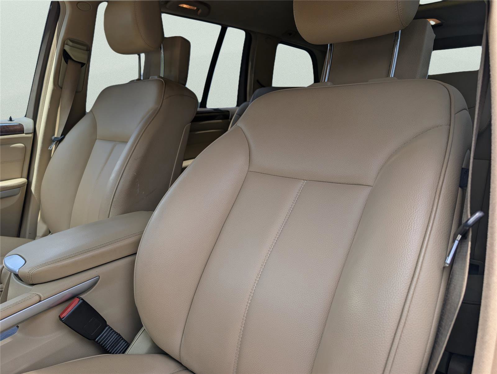 Used 2012 Mercedes-Benz GL 320 BlueTEC 4MATIC image 10