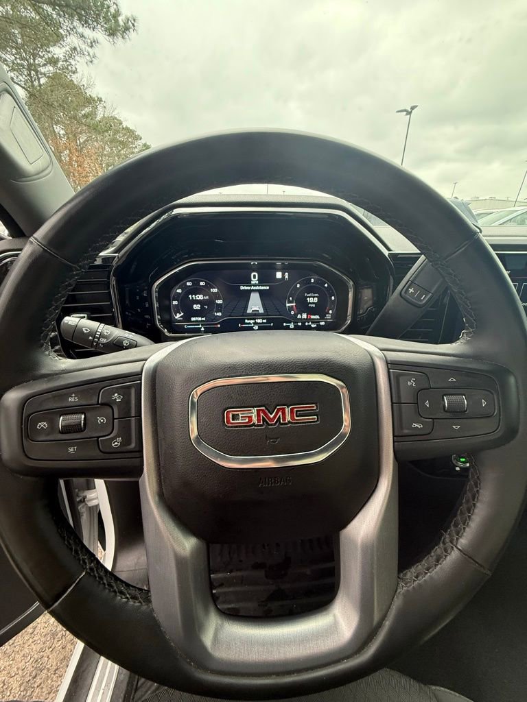 Used 2023 GMC Sierra 1500 SLE image 12