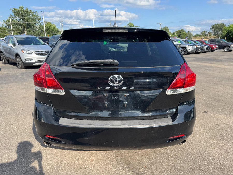 Used 2013 Toyota Venza LE AWD/4WD image 4
