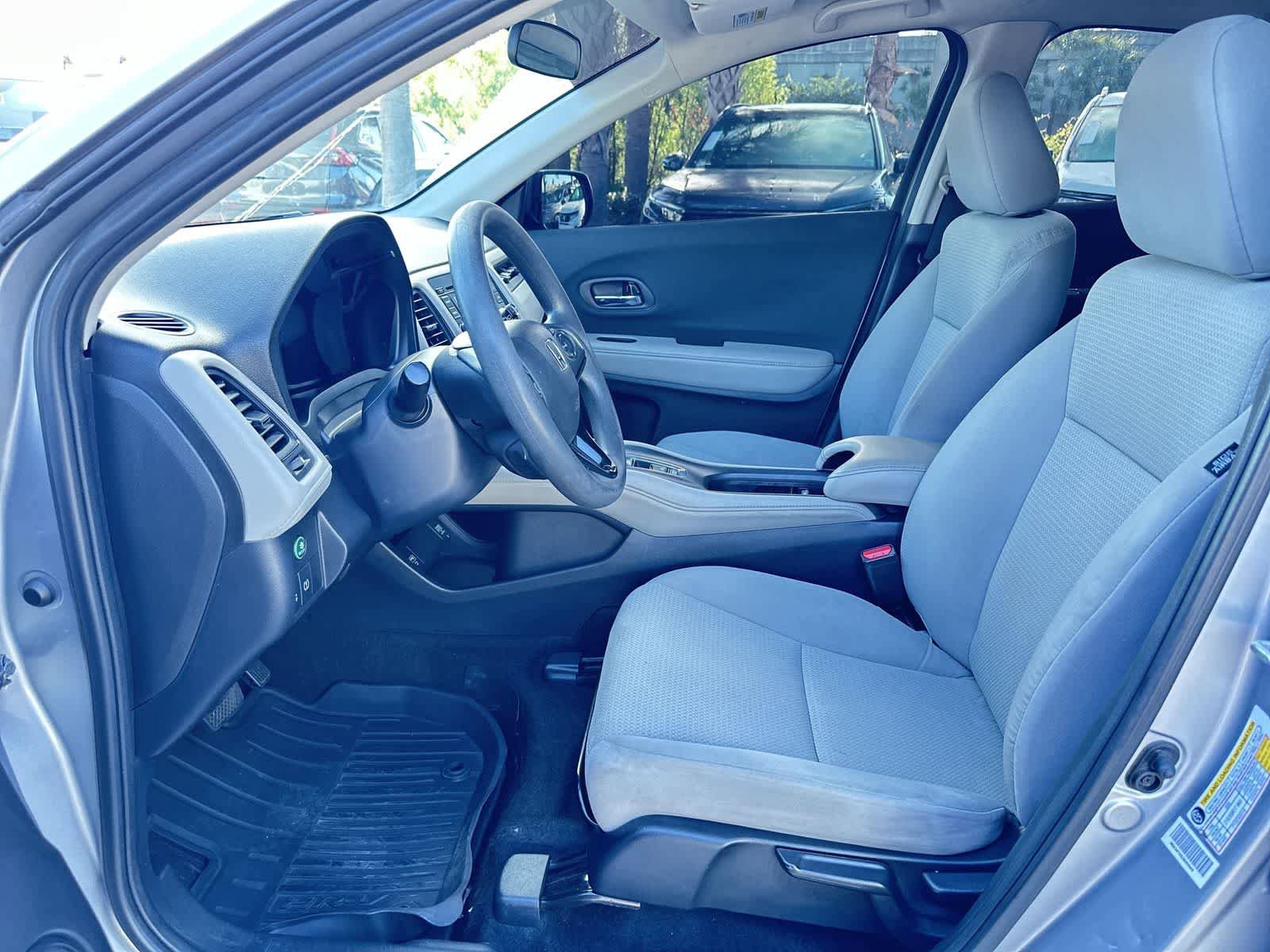 Used 2021 Honda HR-V LX image 13