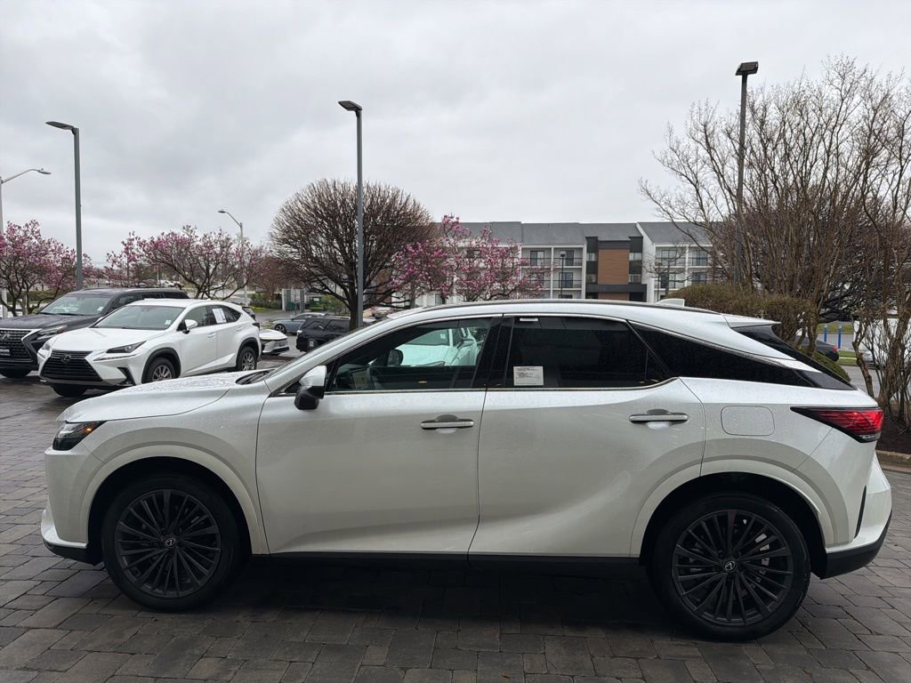 Used 2025 Lexus RX 350 Premium w/ Accessory Package image 14