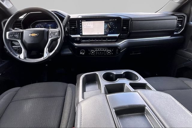 Used 2023 Chevrolet Silverado 1500 LT AWD/4WD image 7