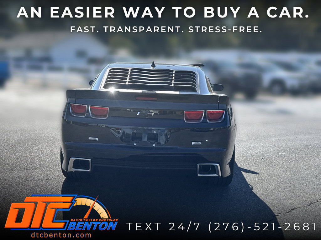 Used 2011 Chevrolet Camaro SS RWD image 4