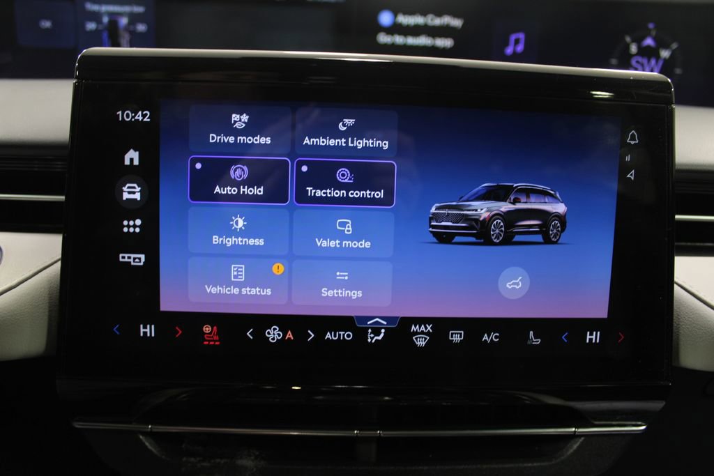 Used 2024 Lincoln Nautilus Reserve image 26