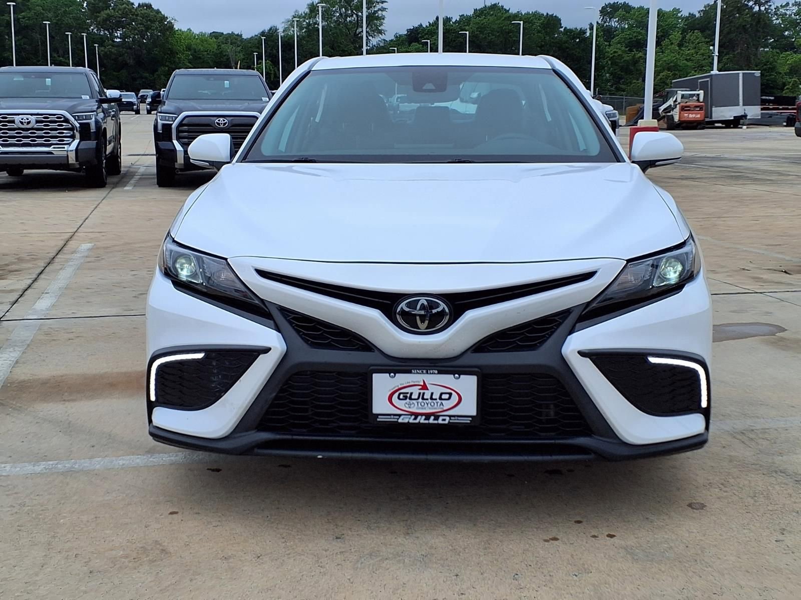 Certified 2024 Toyota Camry SE FWD image 4