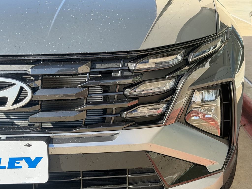 New 2026 Hyundai Tucson SE image 8