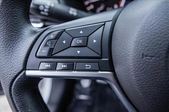 Used 2024 Nissan Altima 2.5 SV image 14