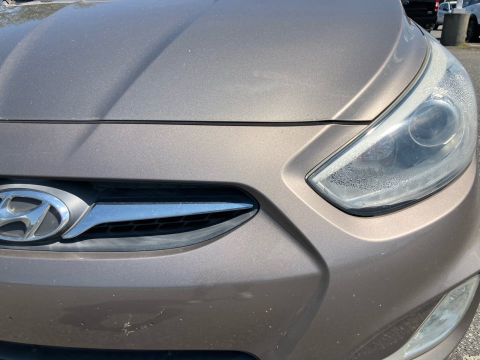 Used 2014 Hyundai Accent SE w/ Option Group 3 FWD image 27