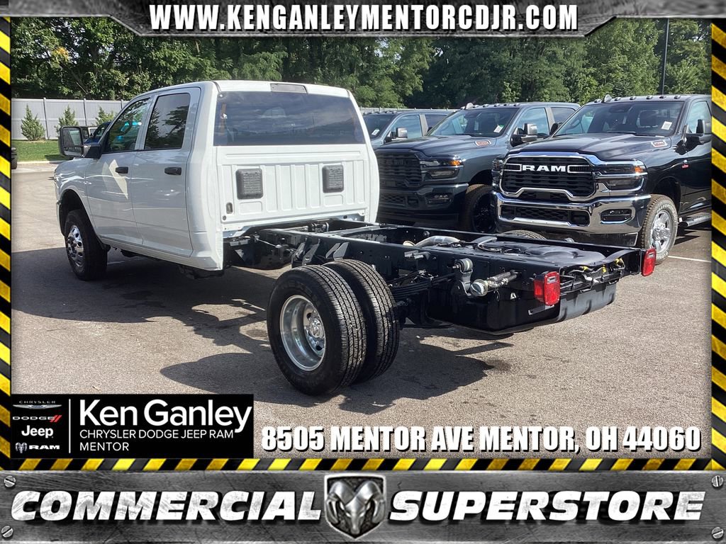 New 2025 RAM 3500 Tradesman w/ Chrome Appearance Group AWD/4WD image 5