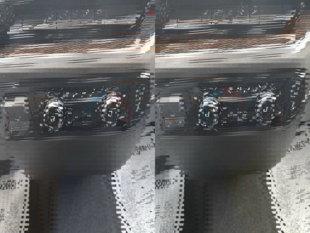 New 2026 GMC Sierra 2500 SLE w/ SLE Convenience Package image 18