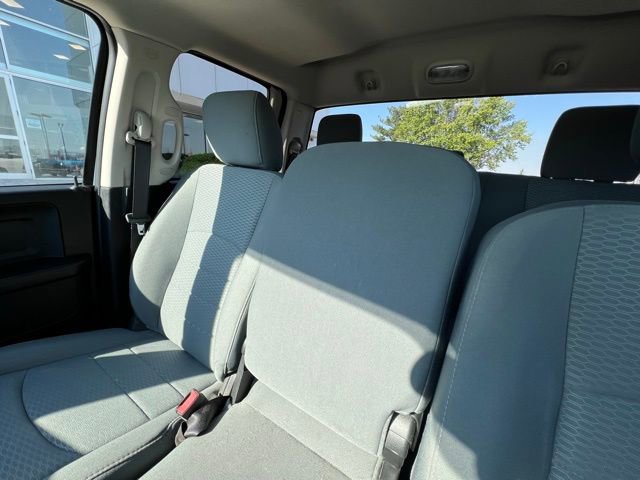 Used 2016 RAM 1500 Express image 19
