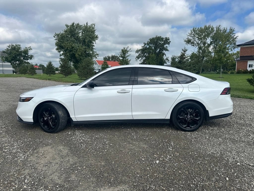 Used 2025 Honda Accord SE image 8