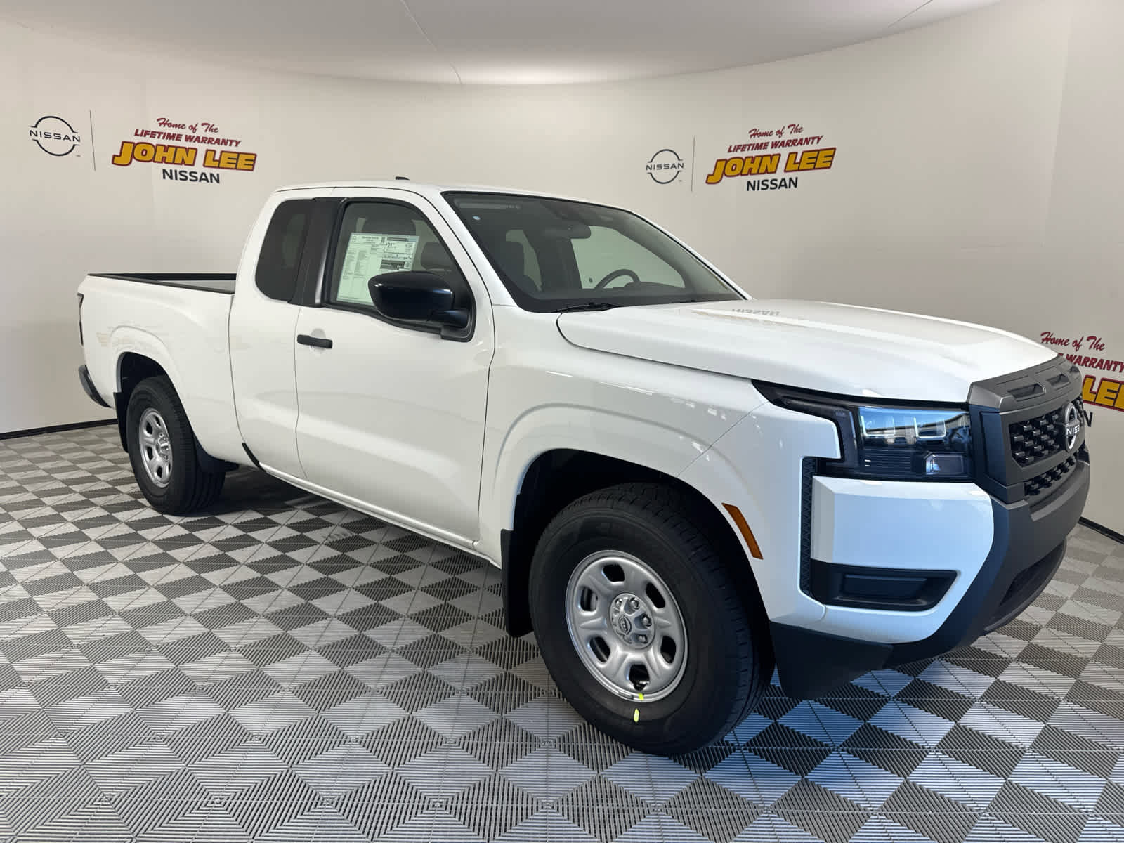 New 2026 Nissan Frontier S image 8