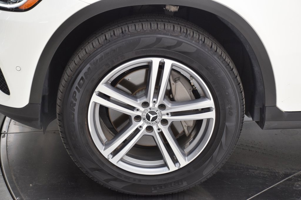 Used 2021 Mercedes-Benz GLC 300 image 12