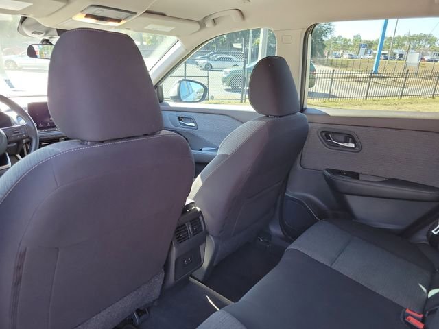 Used 2023 Nissan Rogue SV image 27