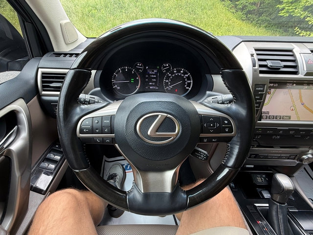 Used 2021 Lexus GX 460 Premium AWD/4WD image 24