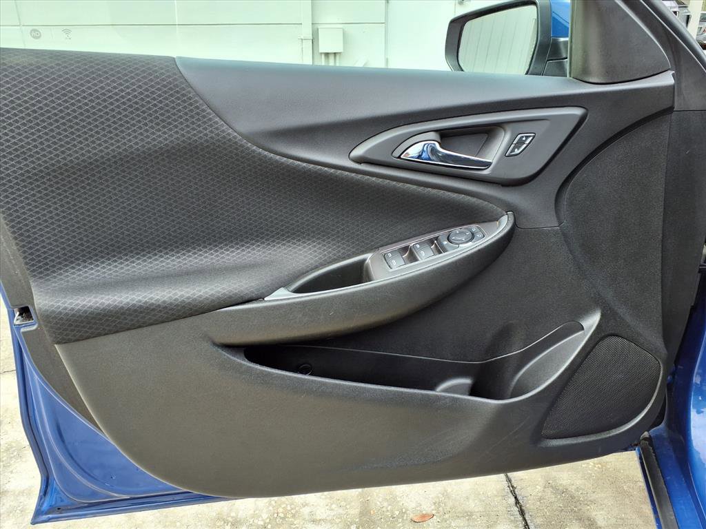 Used 2023 Chevrolet Malibu LT image 19