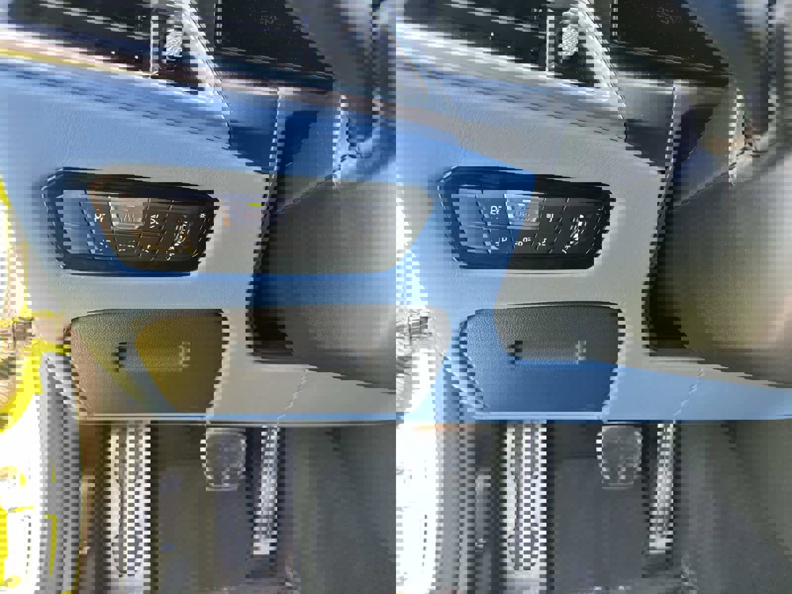 Used 2025 BMW M4 xDrive Competition w/ Carbon Package image 30