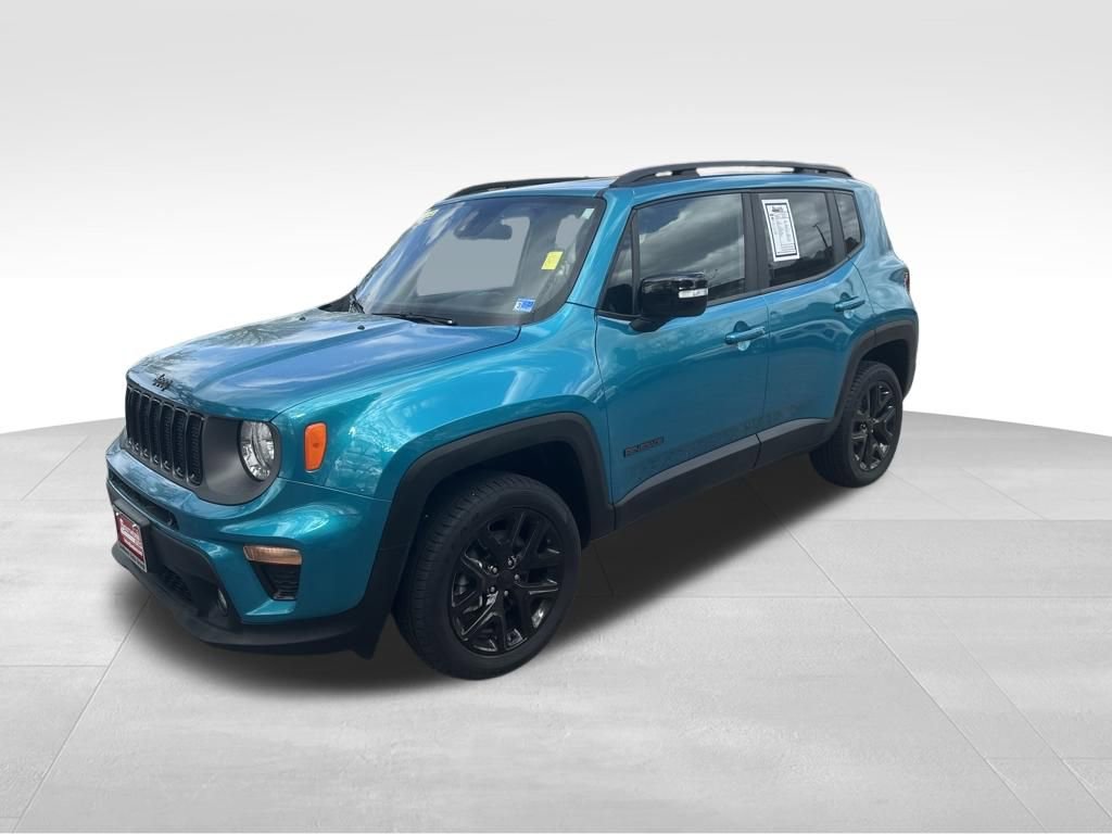 Used 2022 Jeep Renegade Altitude w/ Sun/Sound Group image 2
