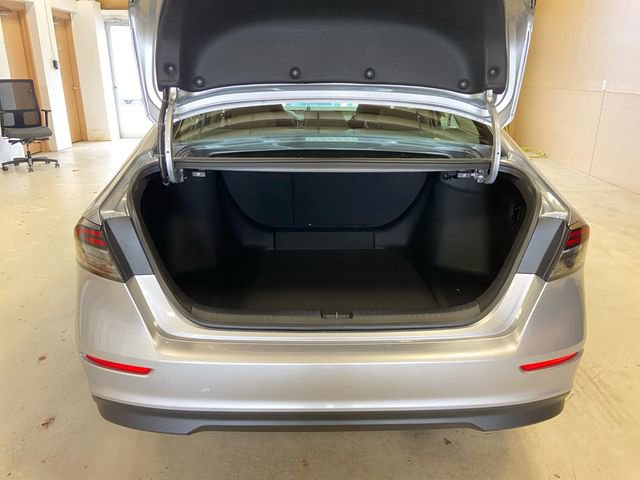 New 2025 Honda Accord SE image 18