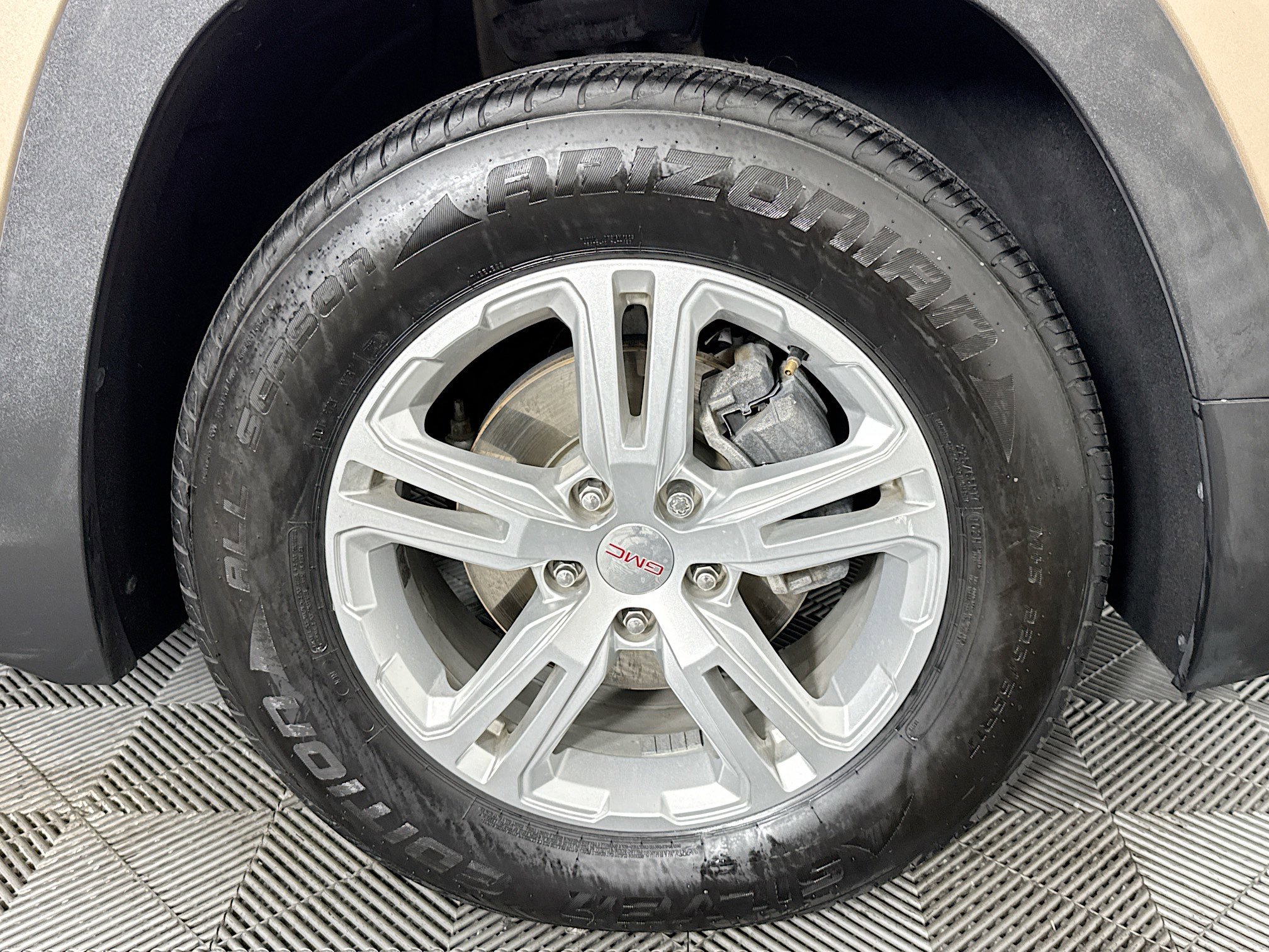 Used 2018 GMC Terrain SLE w/ Driver Convenience Package image 31