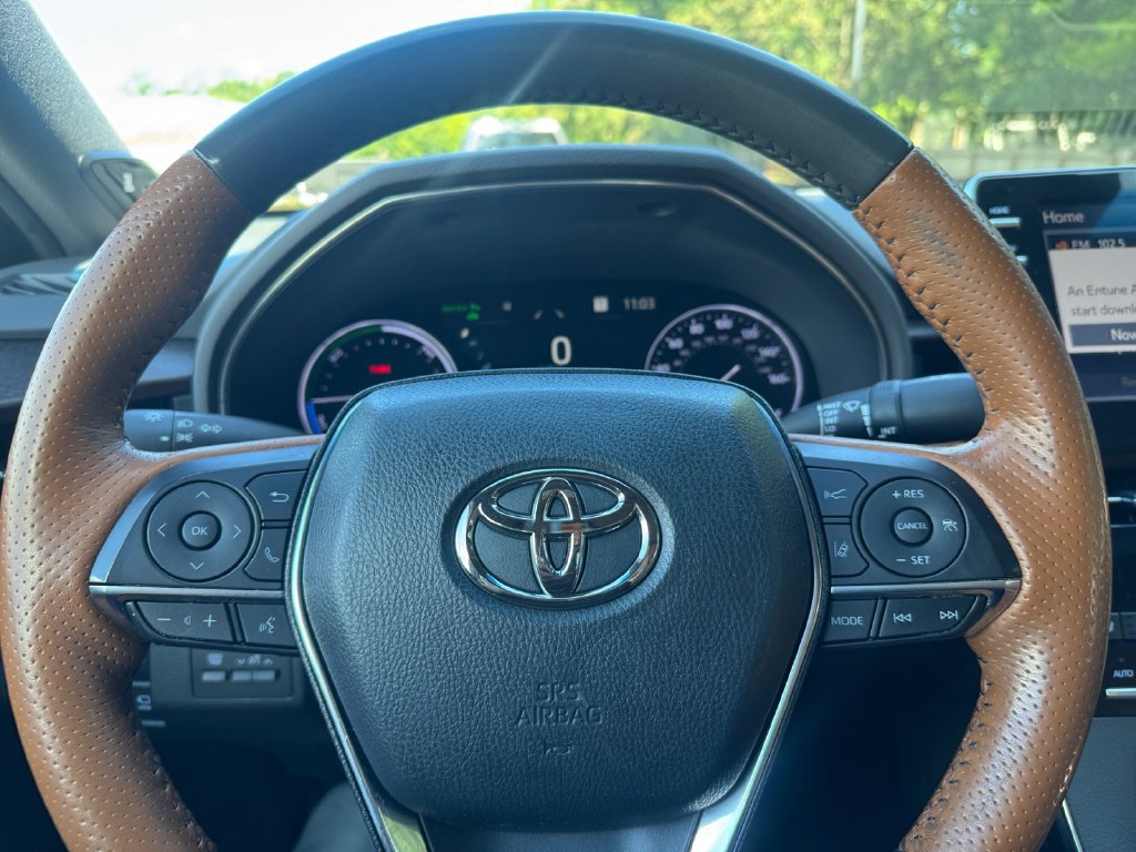 Used 2020 Toyota Avalon Limited w/ Advanced Safety Package FWD image 31