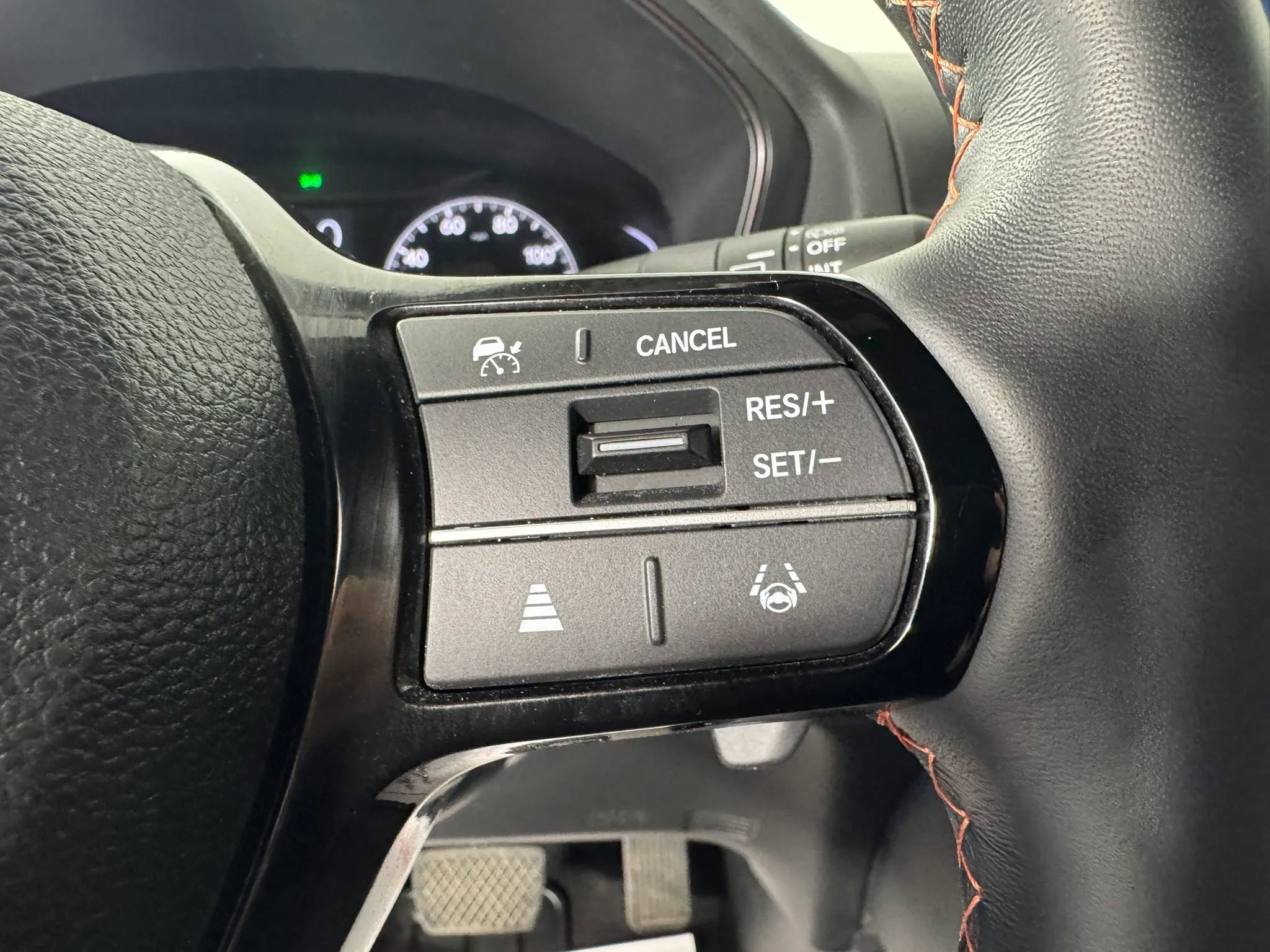 Used 2025 Honda Pilot TrailSport image 16