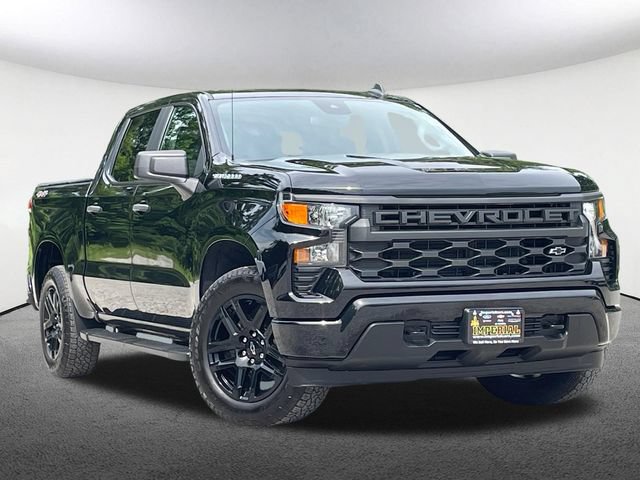 Used 2022 Chevrolet Silverado 1500 Custom AWD/4WD image 2