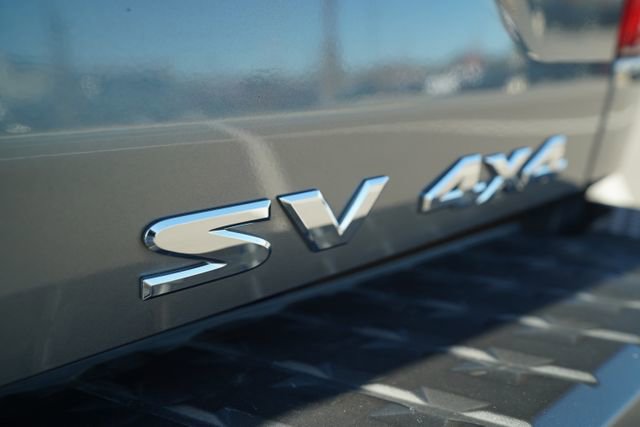 Used 2024 Nissan Titan SV w/ SV Convenience Package image 39