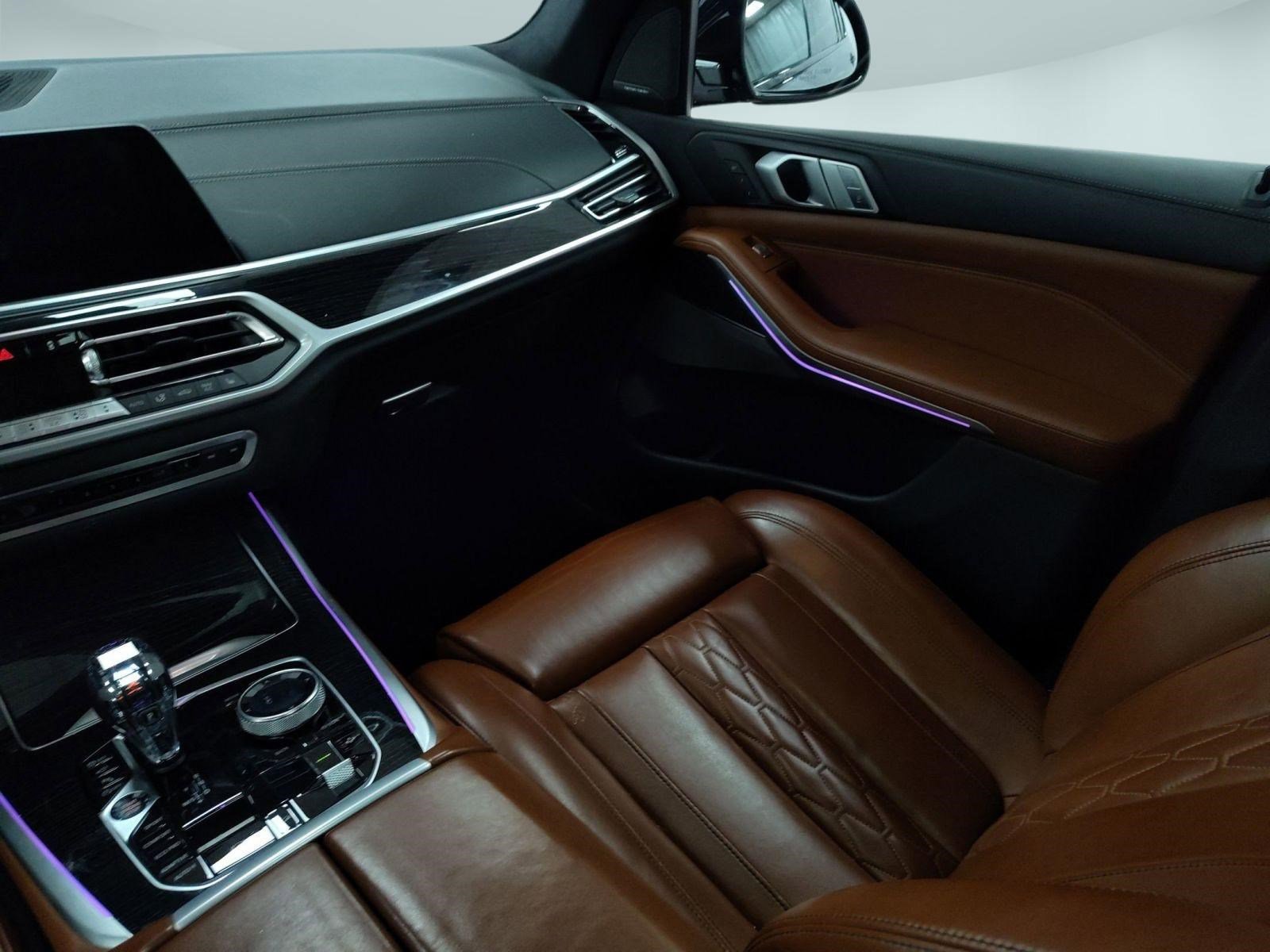 Used 2019 BMW X7 xDrive50i w/ M Sport Package image 25