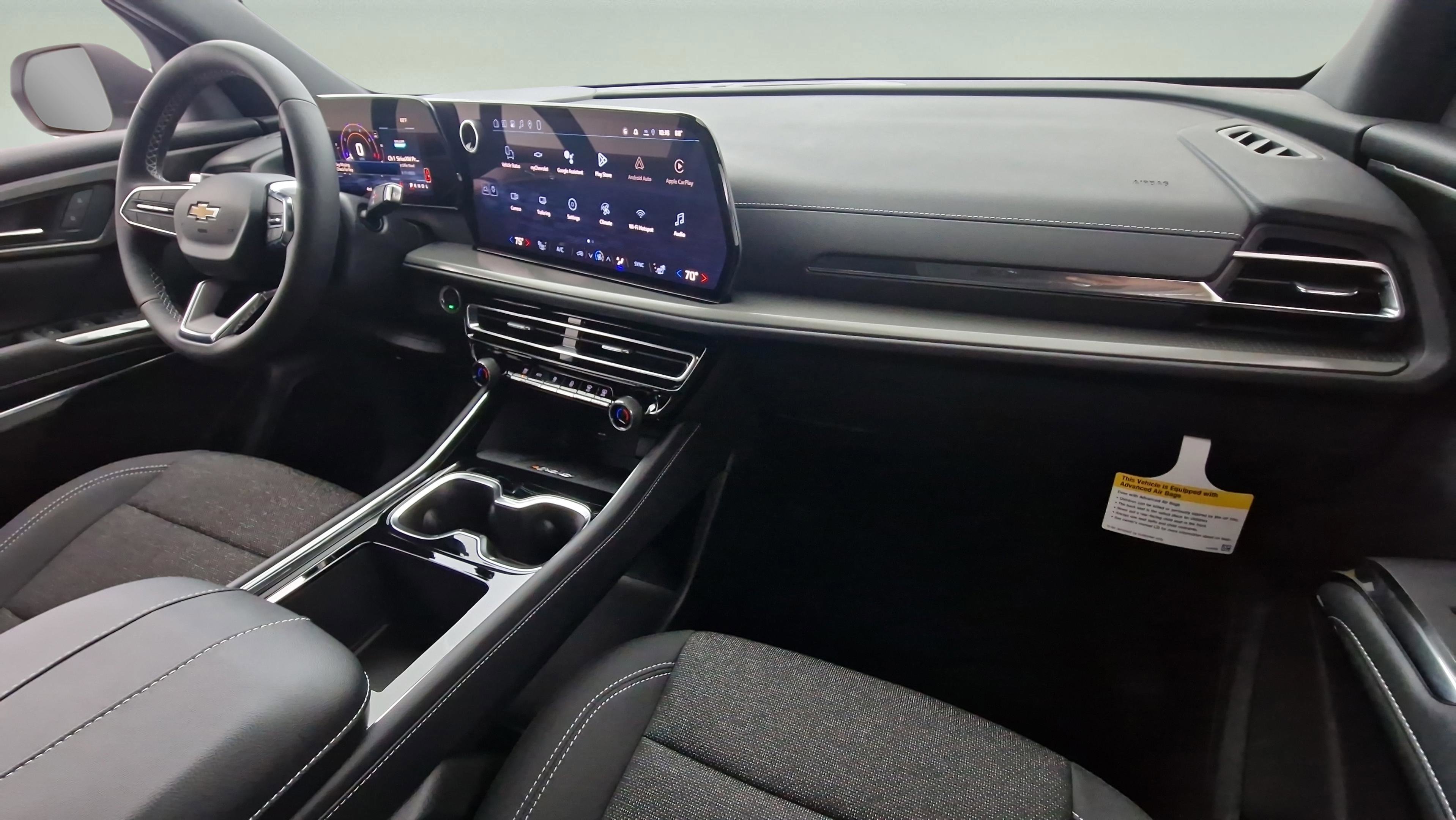 New 2026 Chevrolet Traverse LT w/ Driver Confidence Package FWD image 31