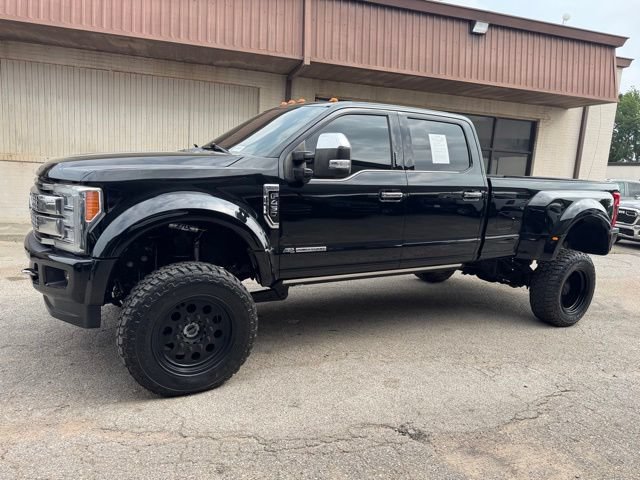 Used 2018 Ford F450 Platinum w/ Platinum Ultimate Package AWD/4WD image 3