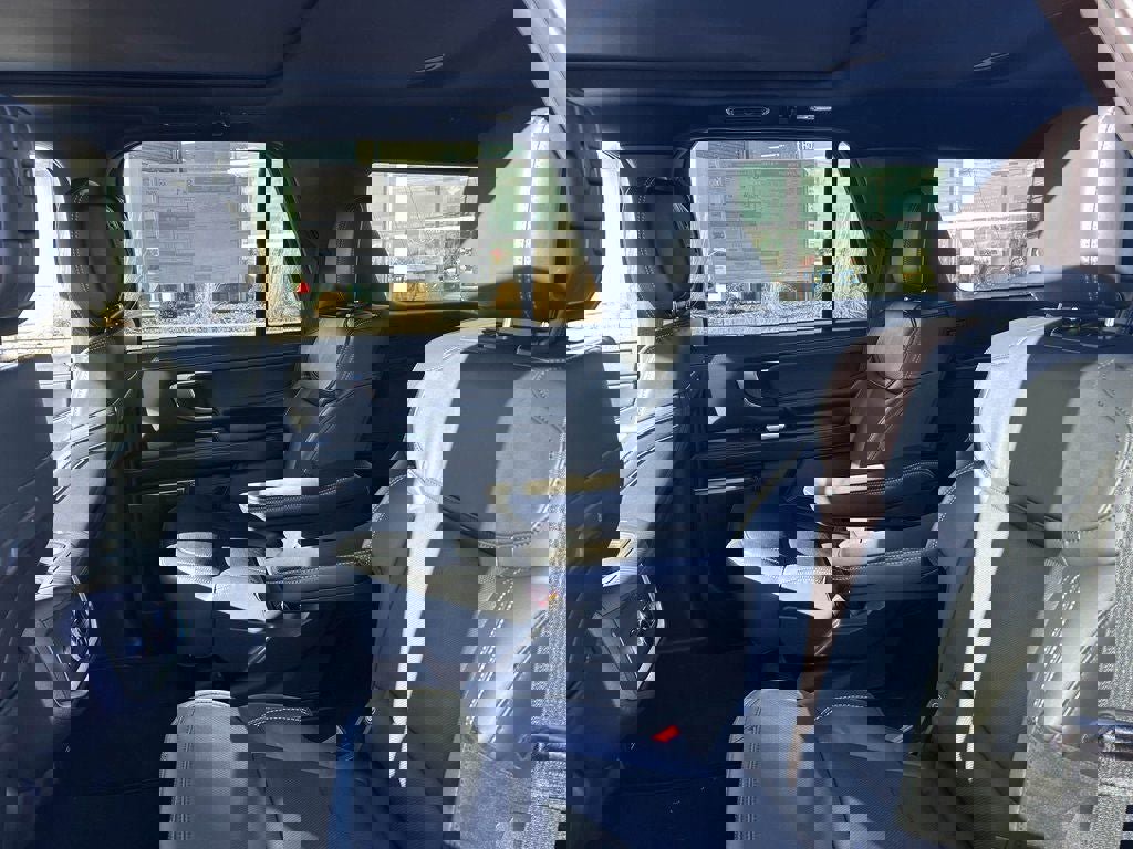 New 2026 Ford Expedition Platinum w/ Stealth Appearance Package image 12