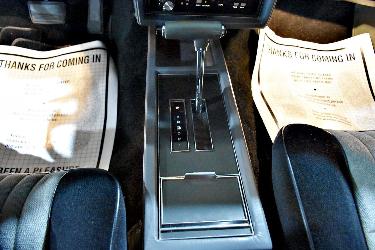 Used 1987 Buick Regal Coupe RWD image 17