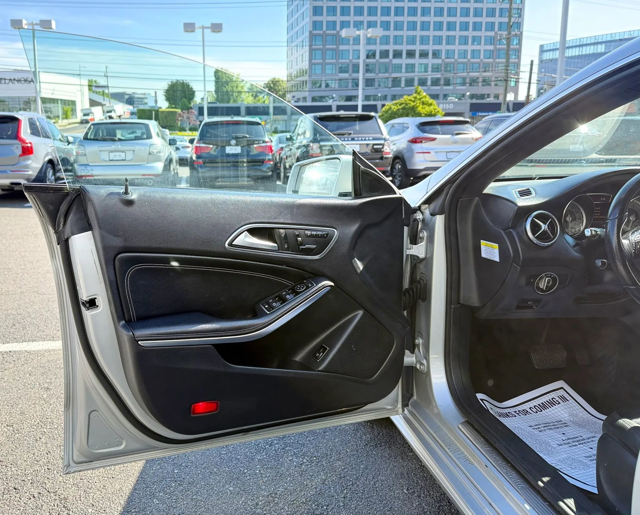 Used 2014 Mercedes-Benz CLA 250 image 9