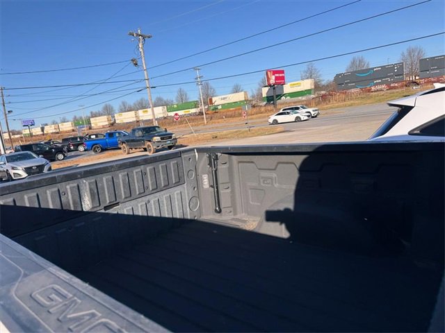 Used 2022 GMC Sierra 1500 SLT w/ SLT Premium Plus Package image 5