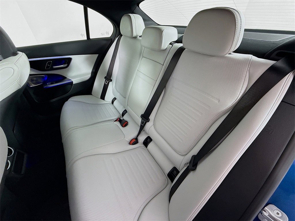 Used 2025 Mercedes-Benz C 300 4MATIC Sedan image 25
