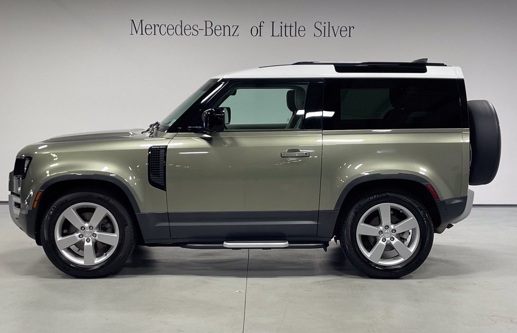 Used 2023 Land Rover Defender 90 S AWD/4WD image 2