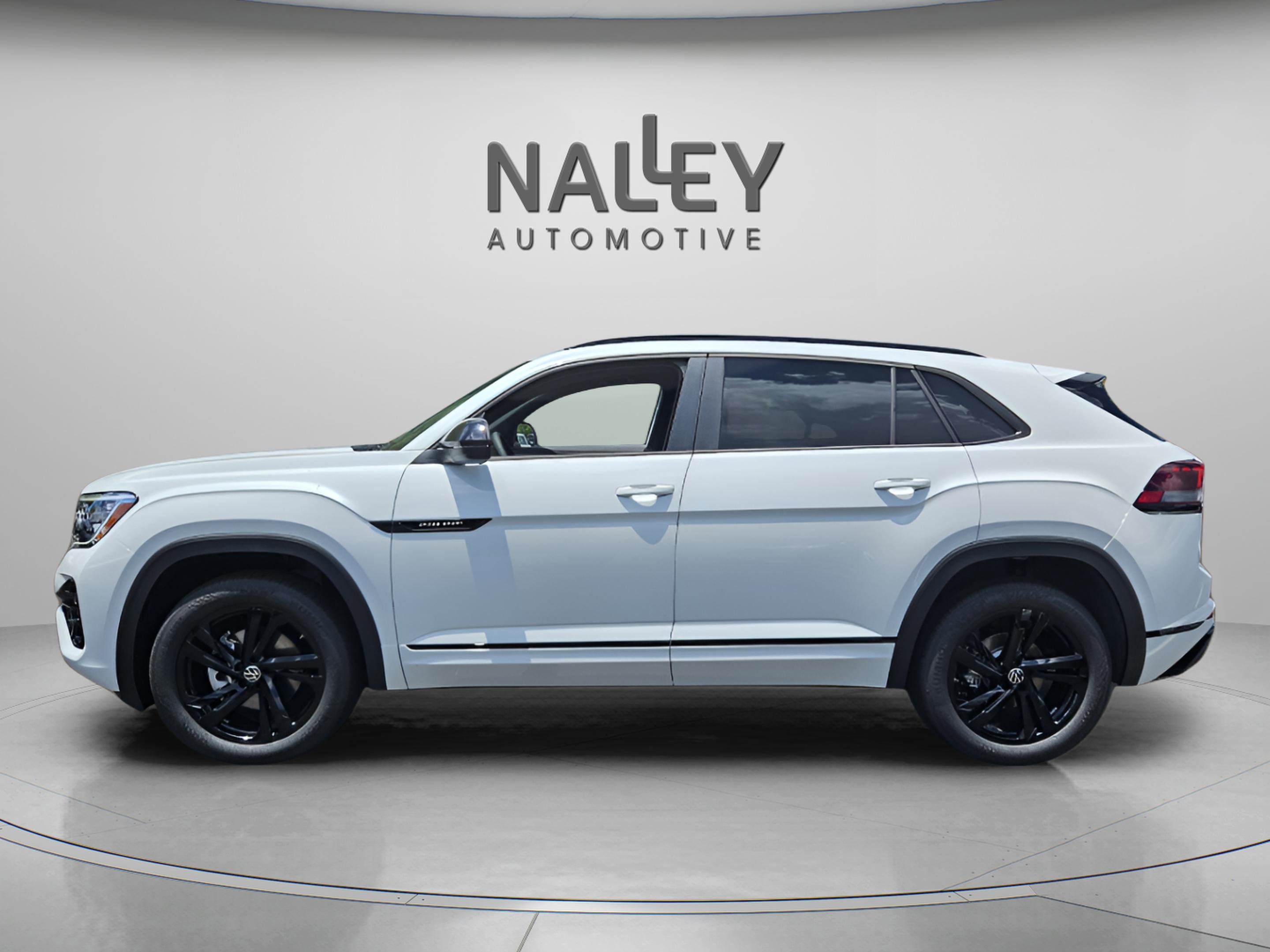 New 2025 Volkswagen Atlas Cross Sport SEL R-Line image 2