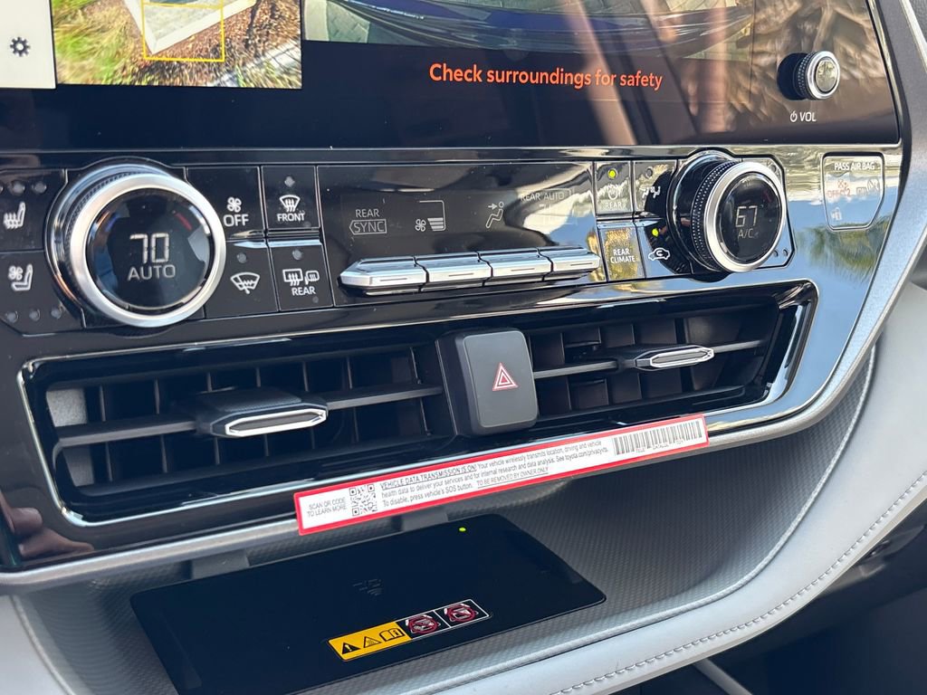 New 2026 Toyota Highlander Limited image 20