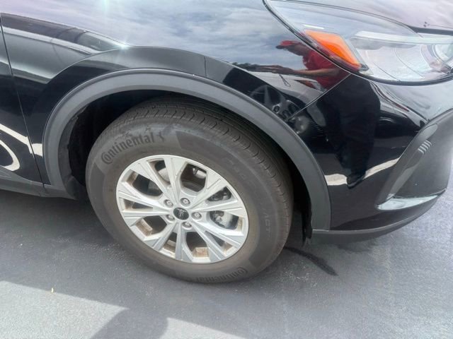 Used 2025 Ford Escape Active AWD/4WD image 4