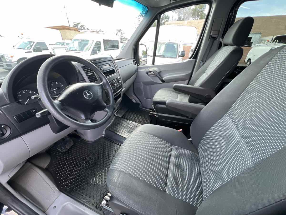 Used 2012 Mercedes-Benz Sprinter 2500 image 9
